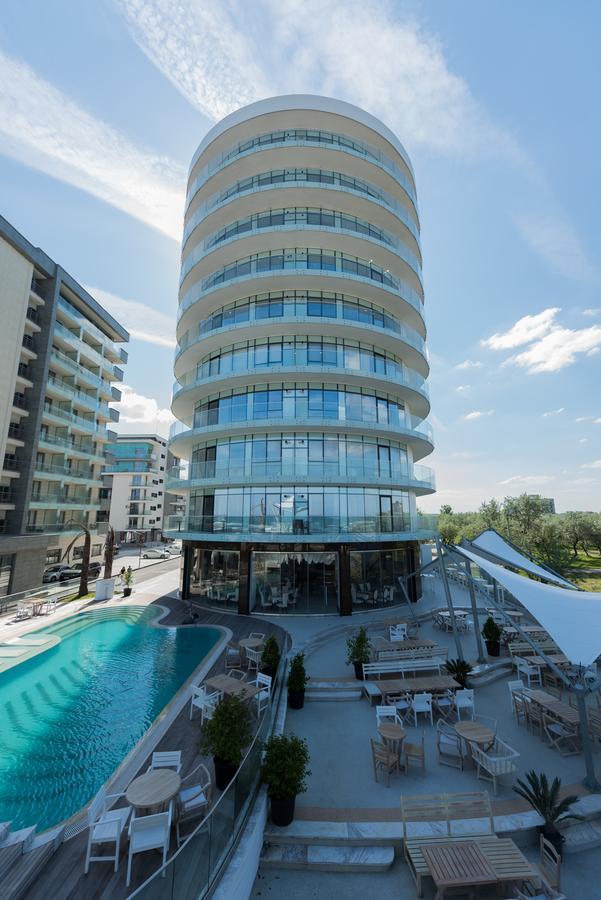 White Tower Mamaia Aparthotel Exterior photo